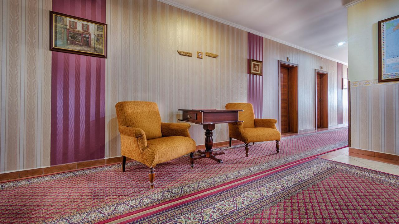 Hotel Tevel Sladkovicovo Eksteriør bilde